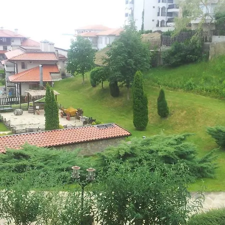 Apartment апартамент на 1-й линии моря в комплексе Etera-1, влас. Sveti Vlas