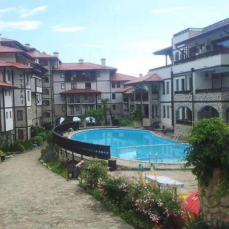 Apartment апартамент на 1-й линии моря в комплексе Etera-1, влас. *